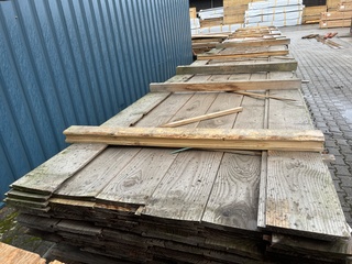 Ca. 86x Douglas Wisselsponning/Halfhoutsrabat, 18x190mm, lengte 400cm